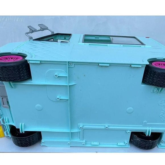 Our Generation Kids Sweet Stop American Girl Ice Cream Truck Toys Light … - Picture 8 of 12